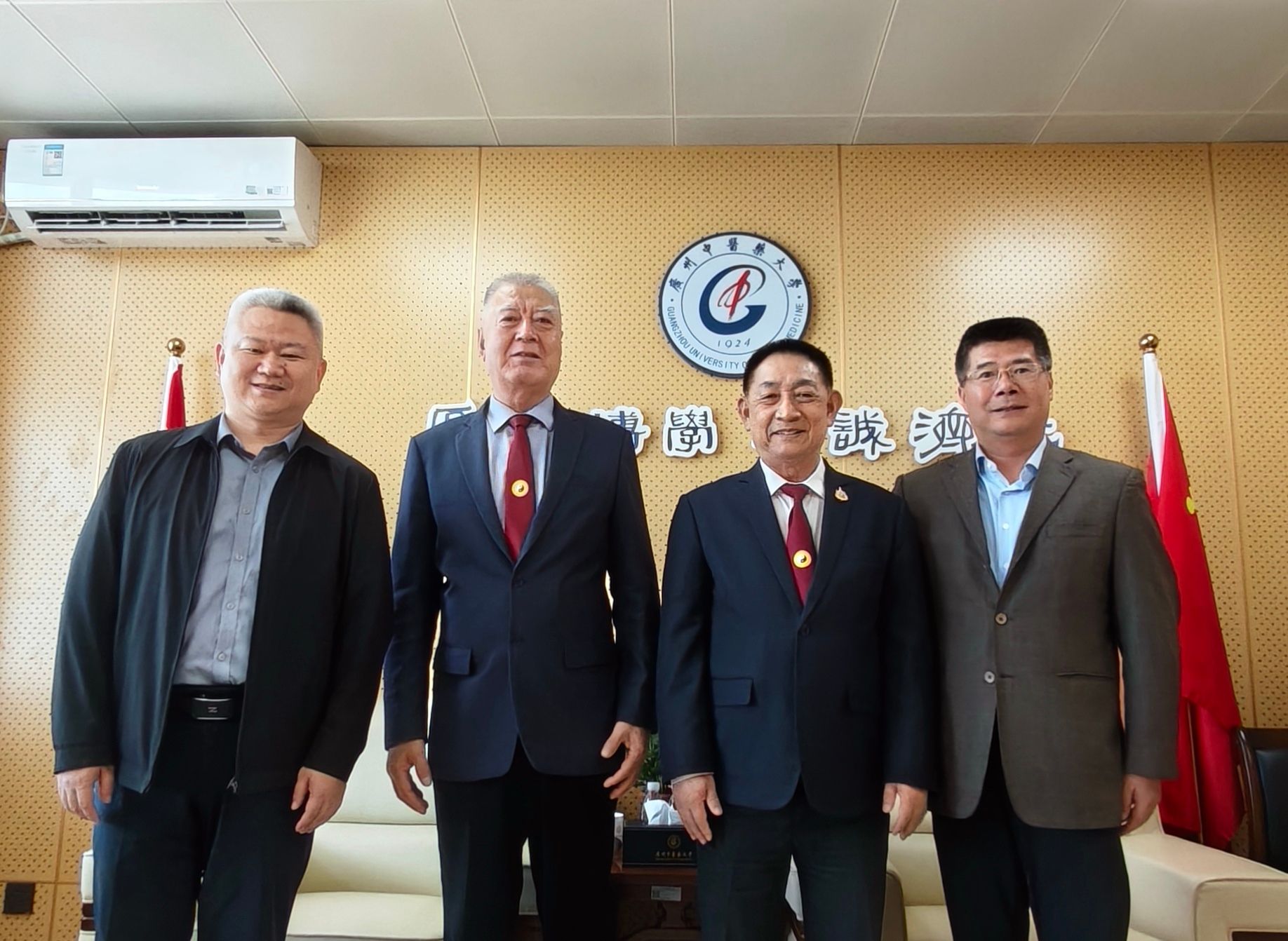 泰国中医师总会访问Beat365唯一官方网站 共促中医药国际交流与发展